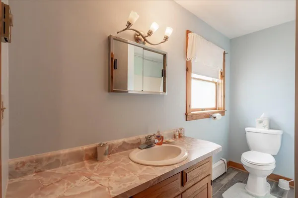 $379,900 | 7 Watts Avenue, Thomaston, ME 04861