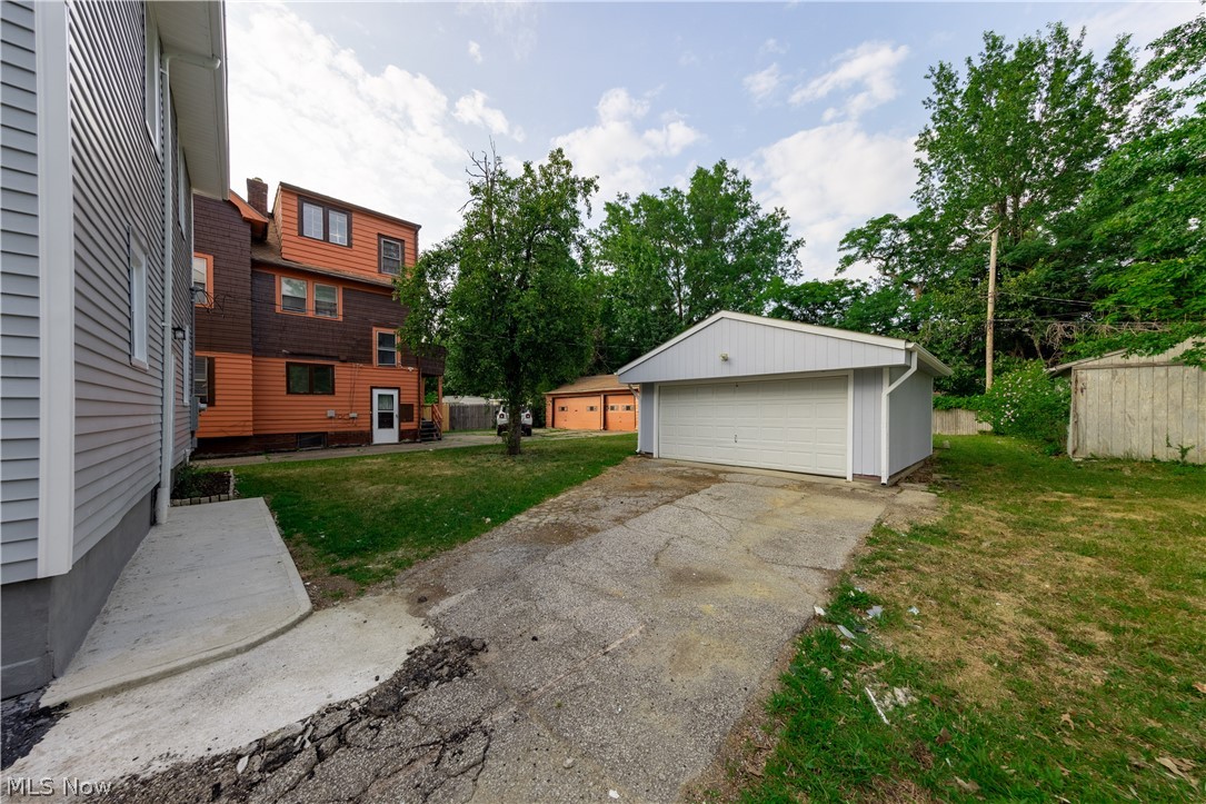 1677 Hillview Road Cleveland, OH 44112 - Photo 25 of 28 Gallery Image 25
