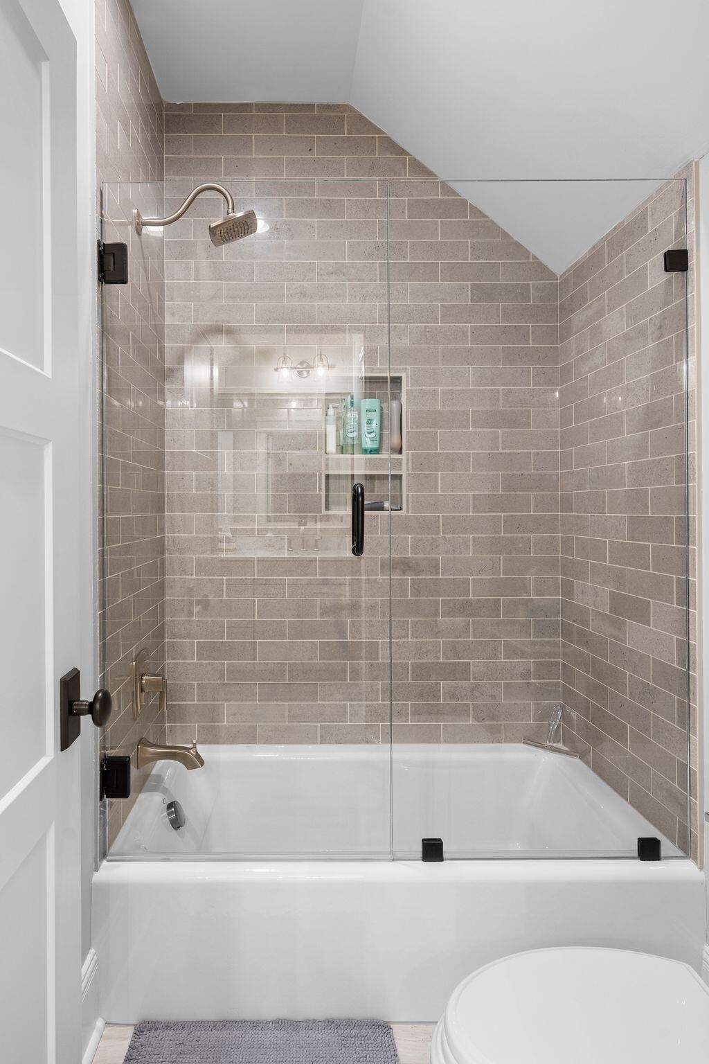 4190 Split Rail Way Whiteside, TN 37396 - Photo 22 of 25 a bathroom with a bathtub and a shower