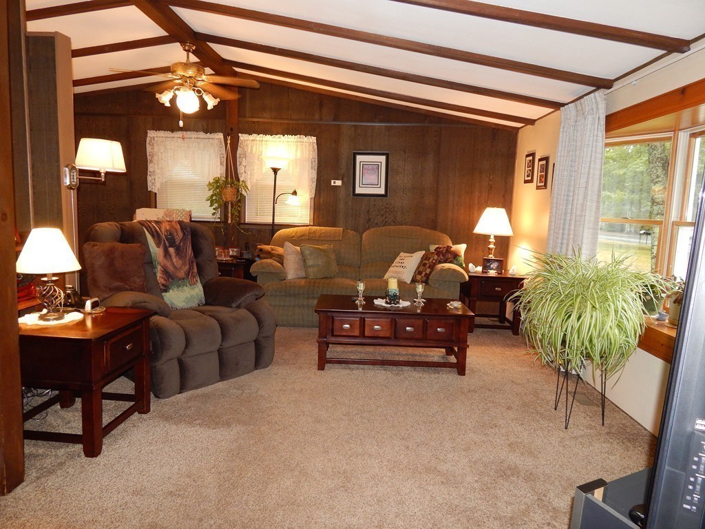 109 Bullock Road Freetown, MA 02717 - Photo 8 of 30 Gallery Image 8