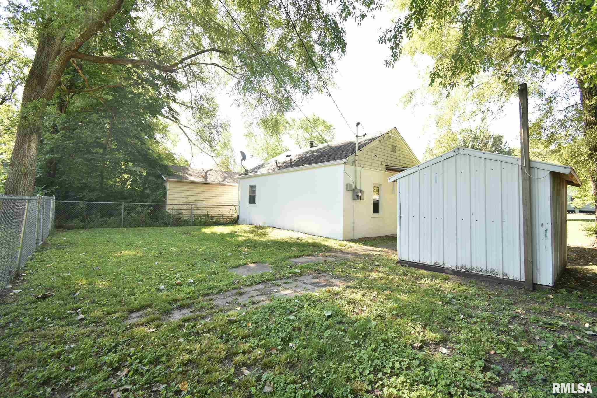 1805 East Morgan Avenue Springfield, IL 62703 - Photo 13 of 13 Gallery Image 13