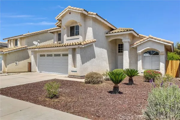 $799,000 | 661 La Cumbre Circle, Corona, CA 92879
