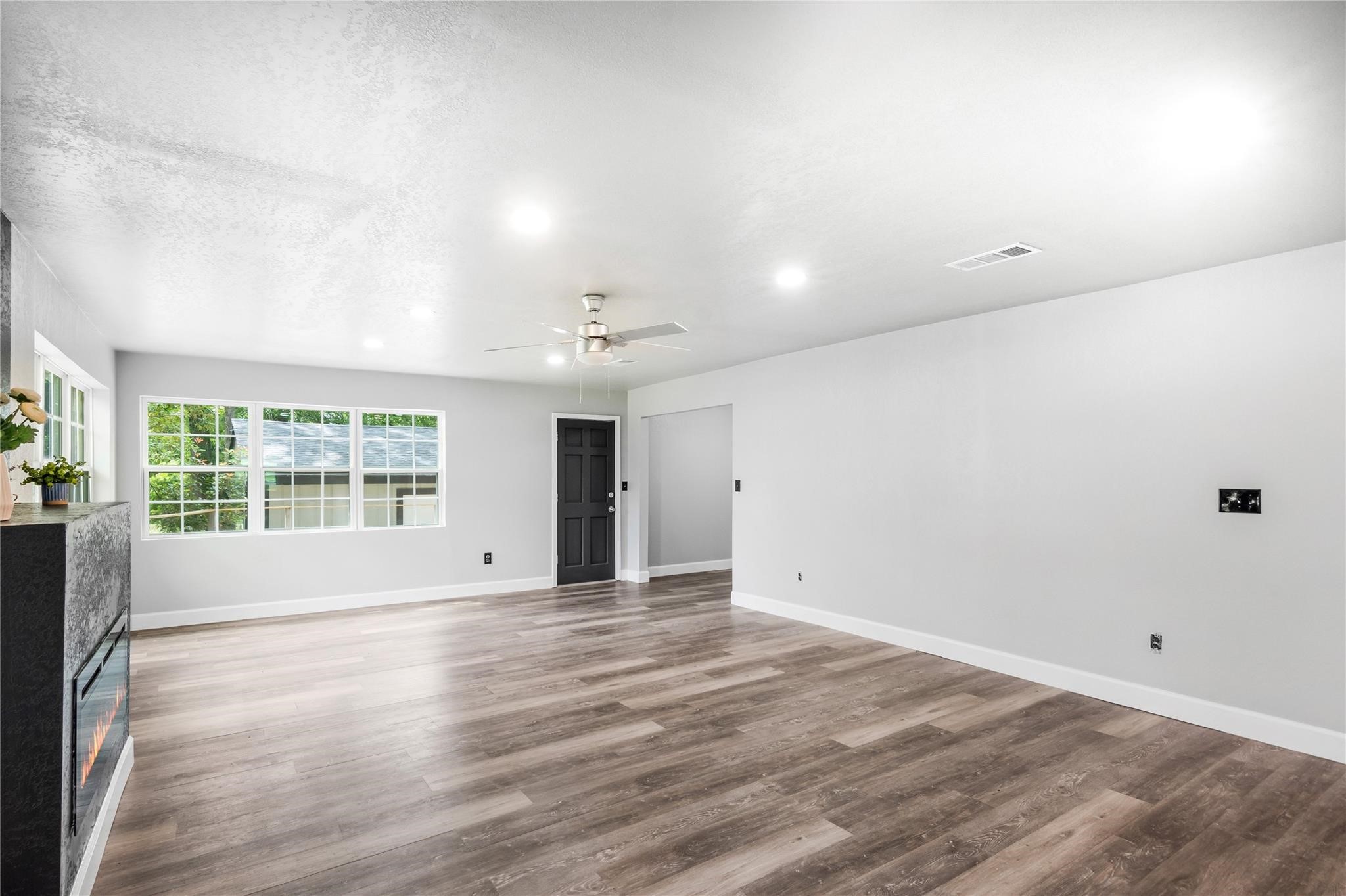 266 Lakeland Road Huntsville, TX 77320 - Photo 12 of 30 Gallery Image 12