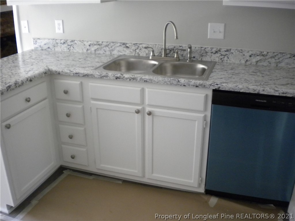 6701 Vaughn Road Fayetteville, NC 28304 - Photo 8 of 23 Gallery Image 8
