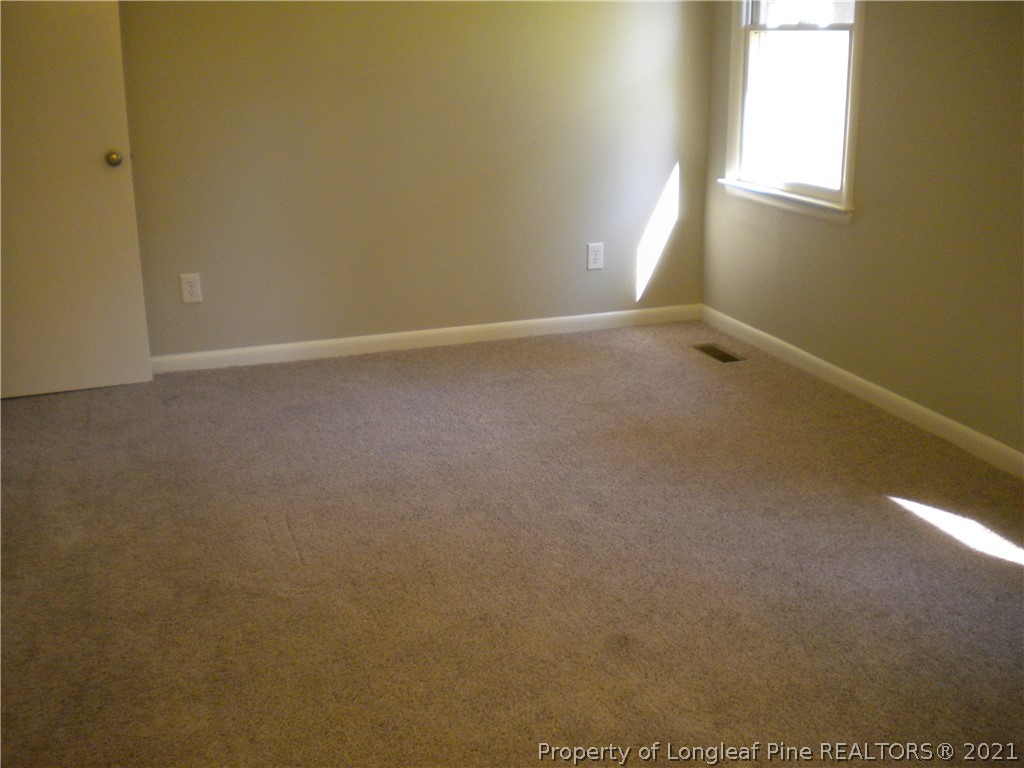6701 Vaughn Road Fayetteville, NC 28304 - Photo 10 of 23 Gallery Image 10