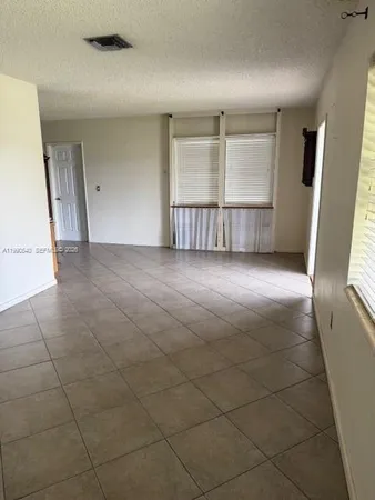 $439,900 | 1570 Northeast 15th Street, Homestead, FL 33033