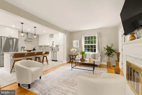 $1,215,000 | 1407 North Inglewood Street, Arlington, VA 22205