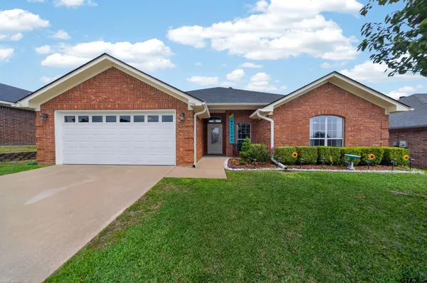$320,000 | 5746 Mustang Trail, Tyler, TX 75707