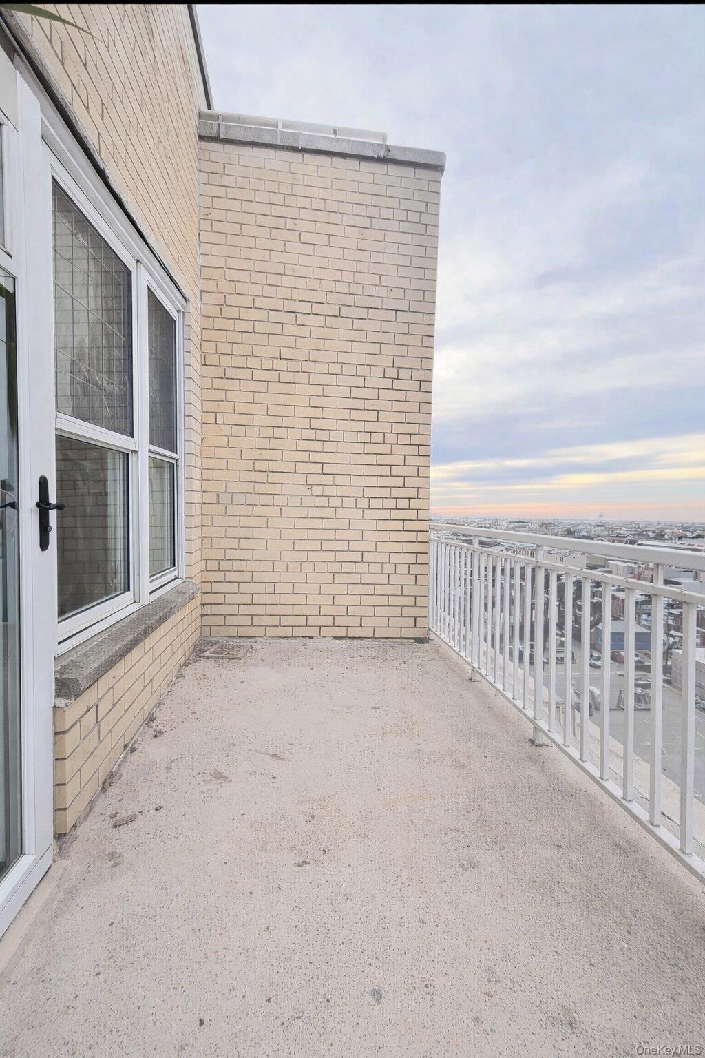 700 Shore Road, Unit 7N Long Beach, NY 11561 - Photo 11 of 27