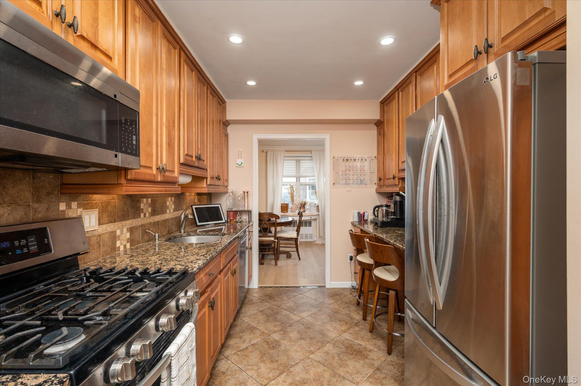 700 Shore Road, Unit 7N Long Beach, NY 11561 - Photo 8 of 27