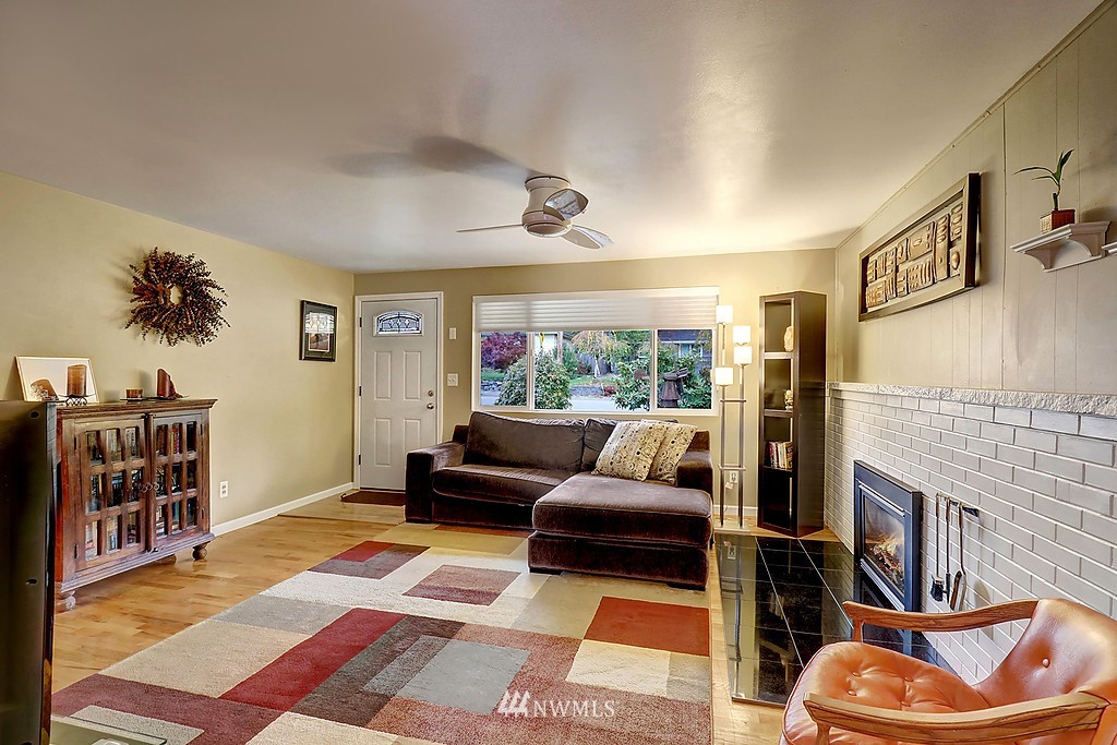 6 232nd Place Southwest Bothell, WA 98021 - Photo 13 of 17