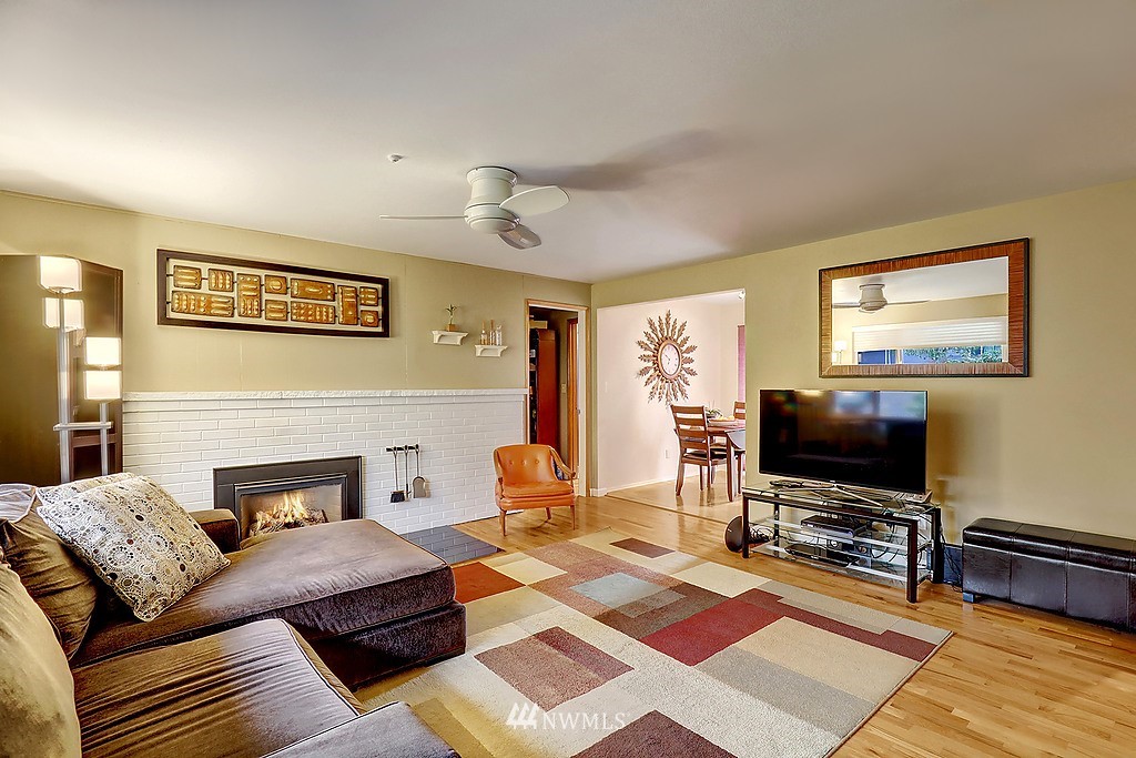6 232nd Place Southwest Bothell, WA 98021 - Photo 3 of 17