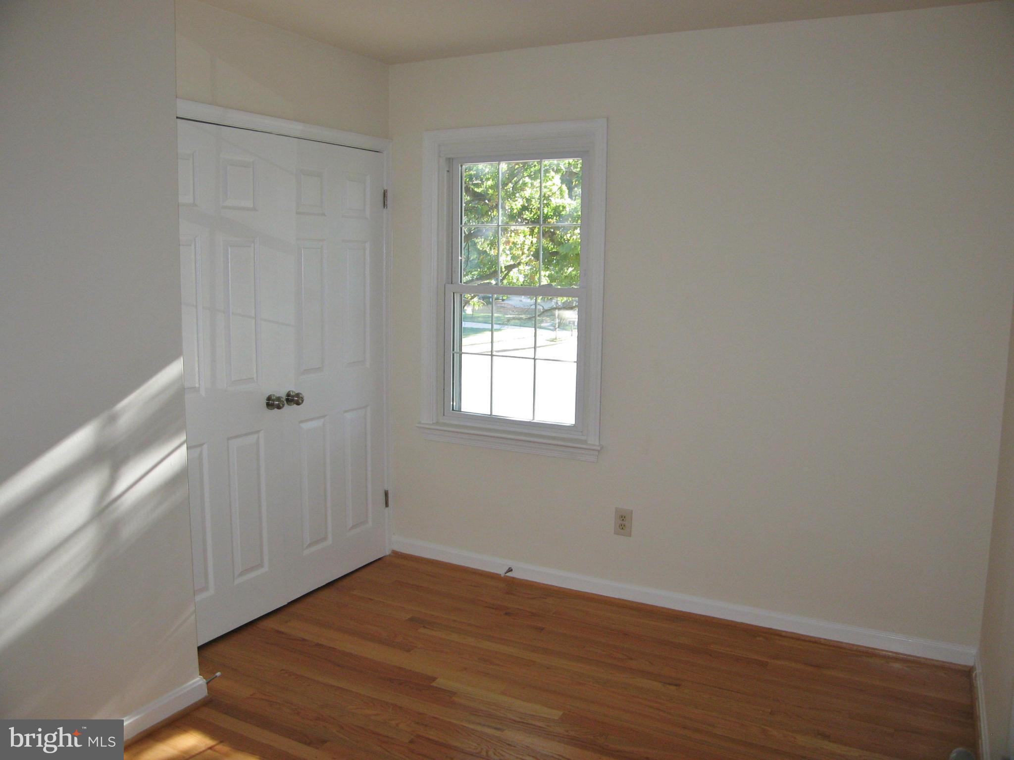 7623 Hayfield Road Alexandria, VA 22315 - Photo 12 of 22 Bedroom