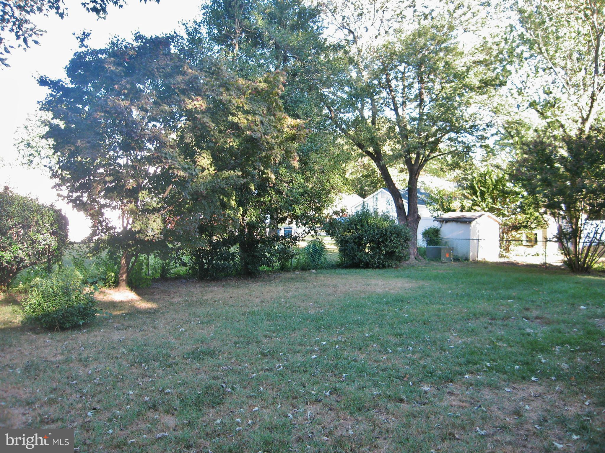 7623 Hayfield Road Alexandria, VA 22315 - Photo 20 of 22 Exterior (Rear)