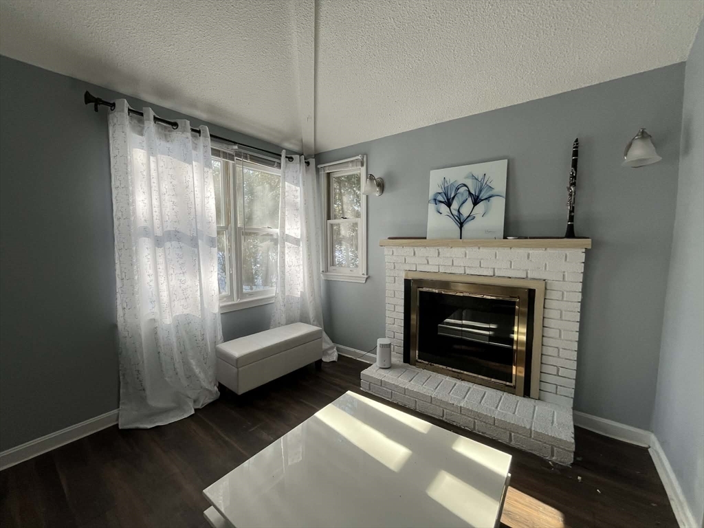 30 East Bluff Road, Unit 30 Ashland, MA 01721 - Photo 4 of 19