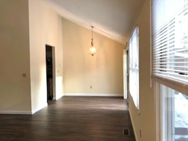 $2,900 | 30 East Bluff Road, Unit 30, Ashland, MA 01721