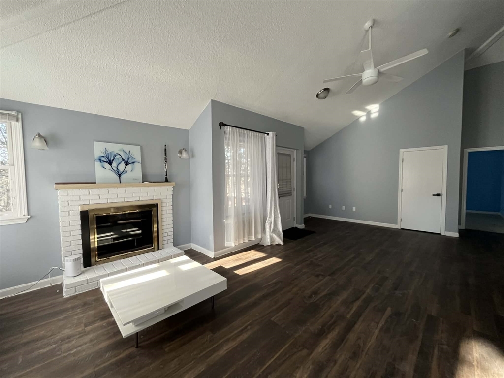 30 East Bluff Road, Unit 30 Ashland, MA 01721 - Photo 5 of 19