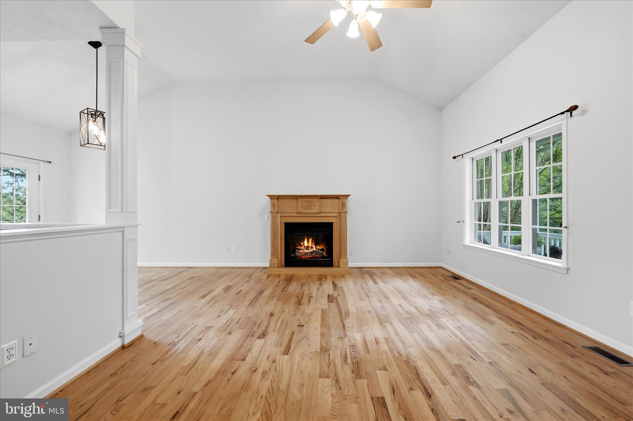 1721 Bishop Meade Road Boyce, VA 22620 - Photo 15 of 69 Living Room
