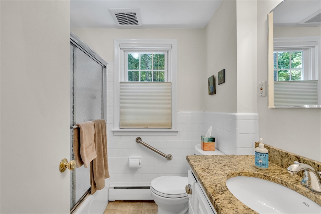 21 Constitution Road Lexington, MA 02421 - Photo 28 of 42