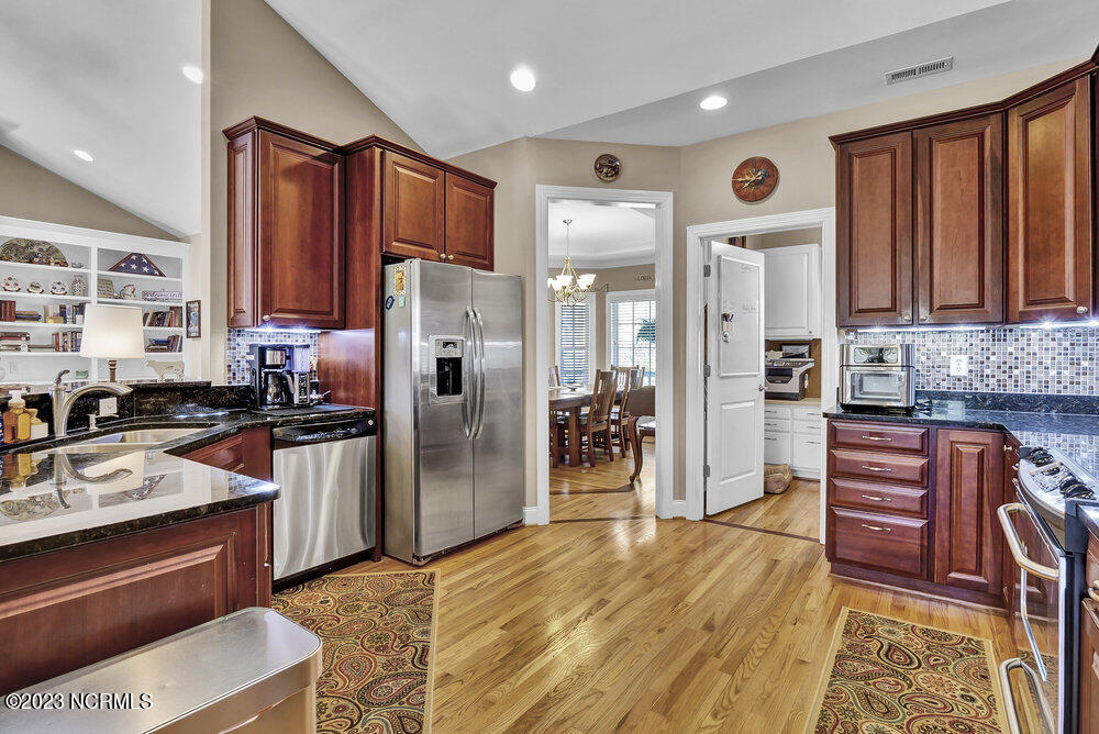 7405 Anaca Point Road Wilmington, NC 28411 - Photo 12 of 35 012_p1111010