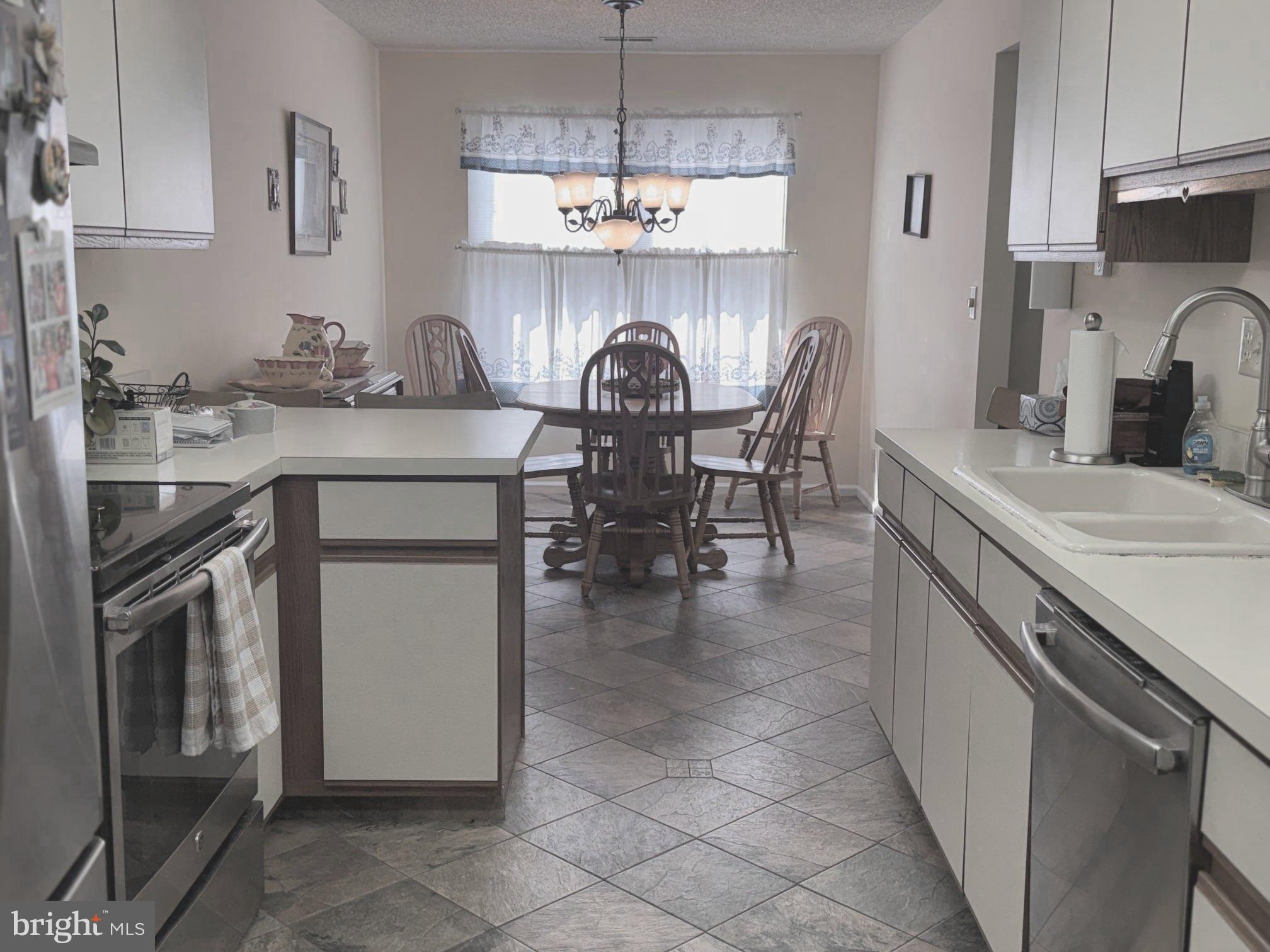 735 South Main Road, Unit 29 Vineland, NJ 08360 - Photo 12 of 34