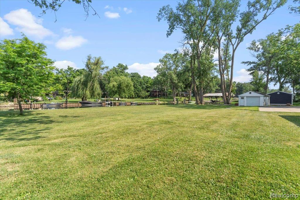 20859 Thorofare Road Grosse Ile, MI 48138 - Photo 44 of 53 Gallery Image 44