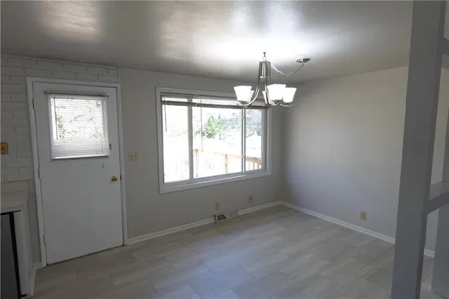 $289,950 | 6922 Northwest 77th Terrace, Kansas City, MO 64152