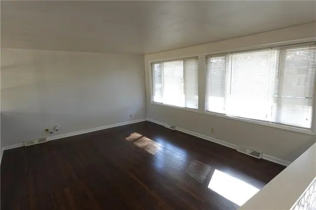 $289,950 | 6922 Northwest 77th Terrace, Kansas City, MO 64152