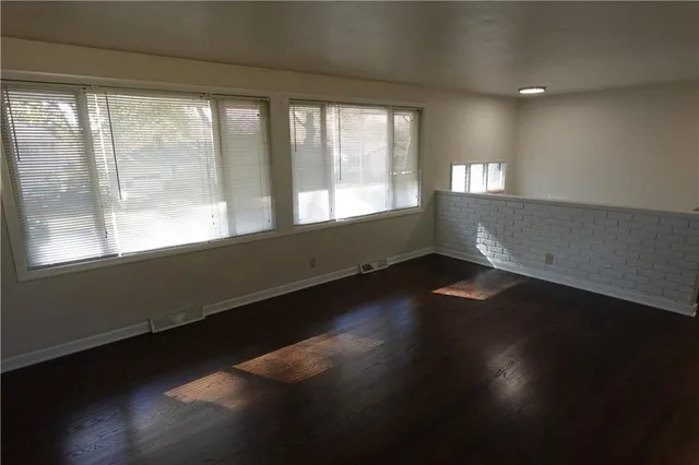 $289,950 | 6922 Northwest 77th Terrace, Kansas City, MO 64152