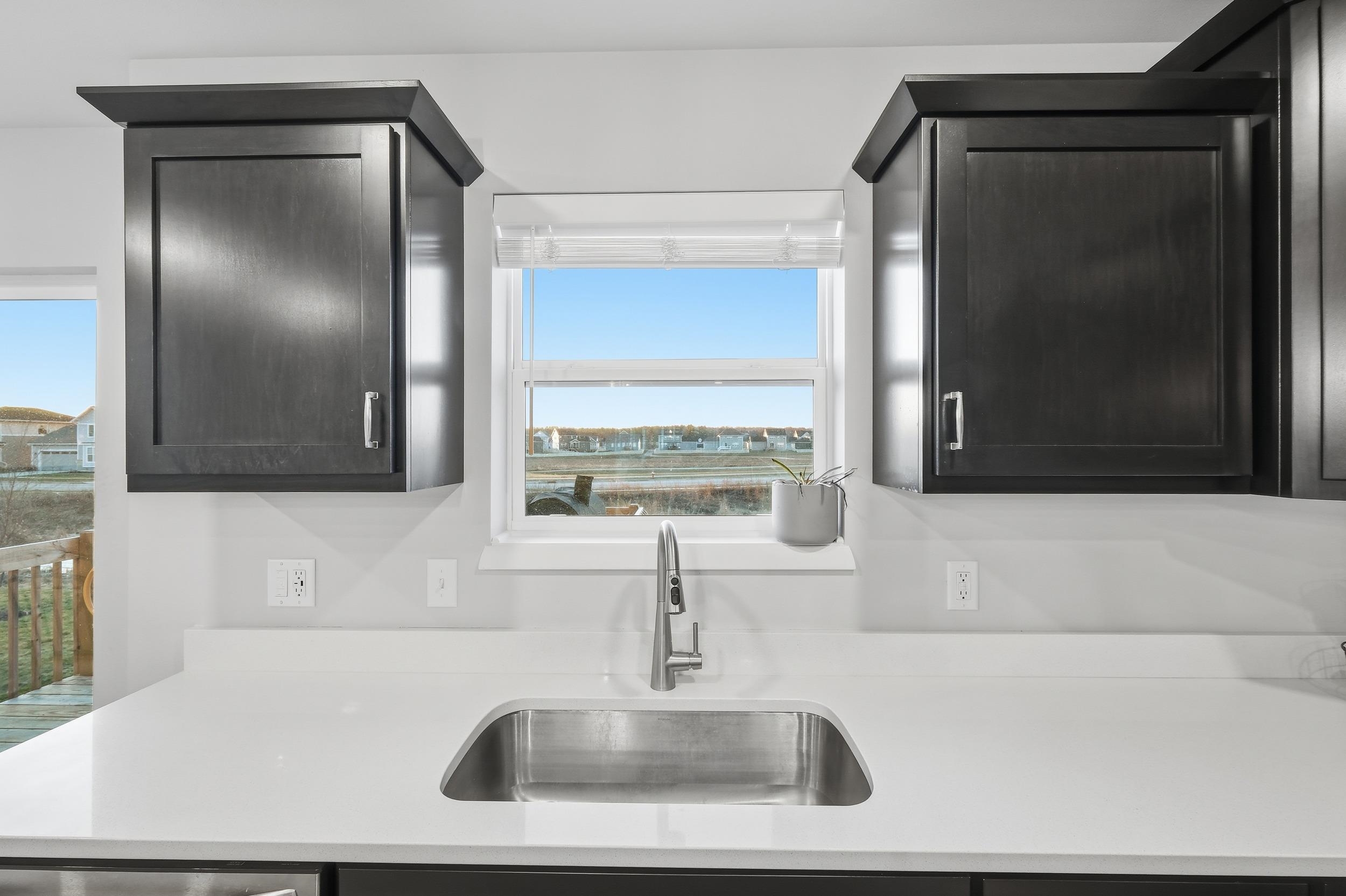 810 Blue Crane Verona, WI 53593 - Photo 13 of 38