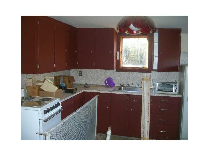 2609 Bristol Road New Harbor, ME 04554 - Photo 23 of 23 Kitchen.
