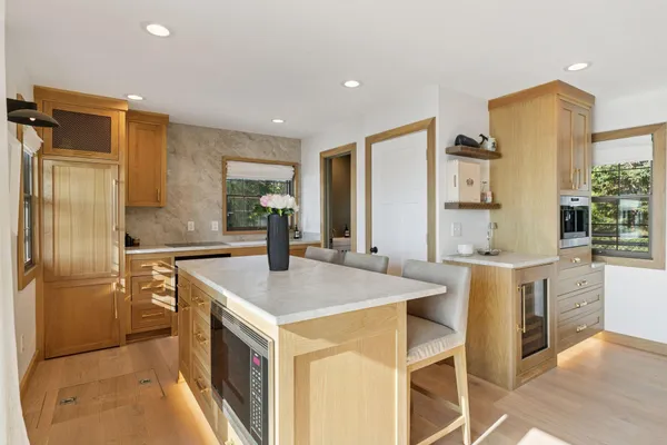 $4,995 | 5669 Hugo Road, St. Paul, MN 55110