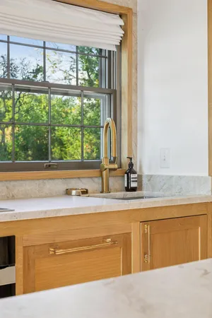 $4,995 | 5669 Hugo Road, St. Paul, MN 55110