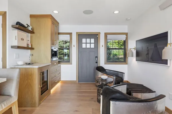 $4,995 | 5669 Hugo Road, St. Paul, MN 55110