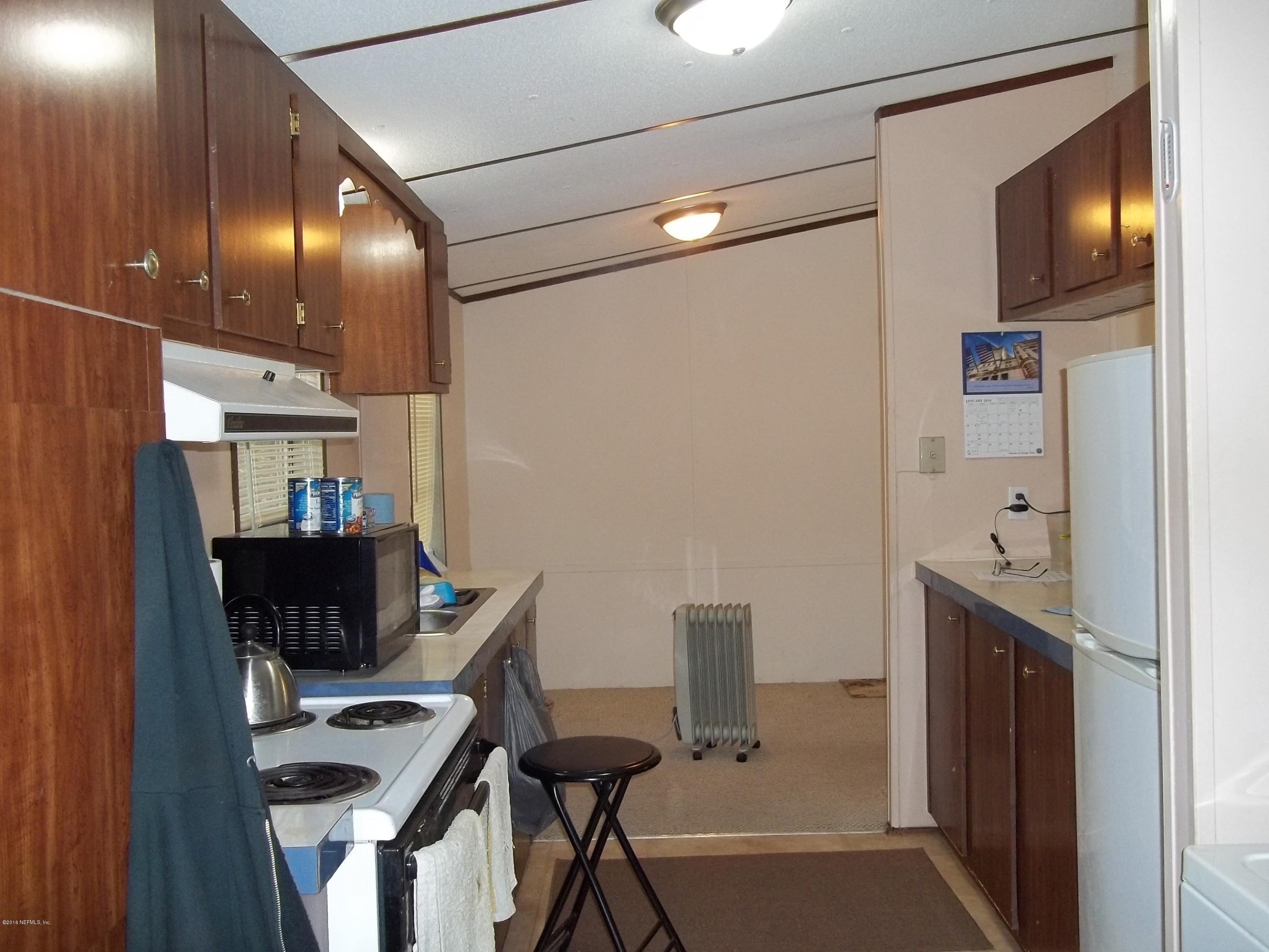 4704 Gadara Road Keystone Heights, FL 32656 - Photo 17 of 21 kitchen 2