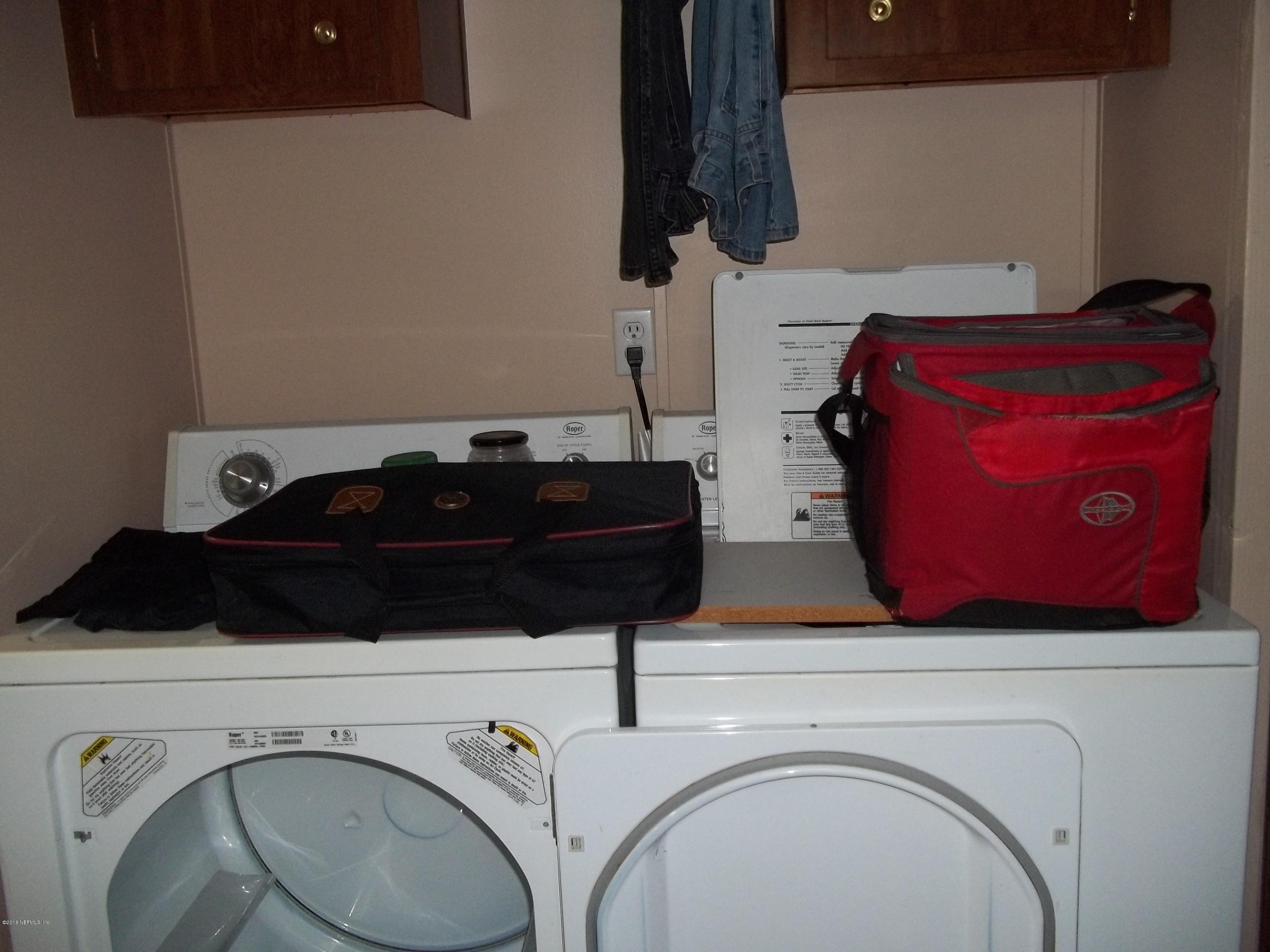 4704 Gadara Road Keystone Heights, FL 32656 - Photo 18 of 21 laundry