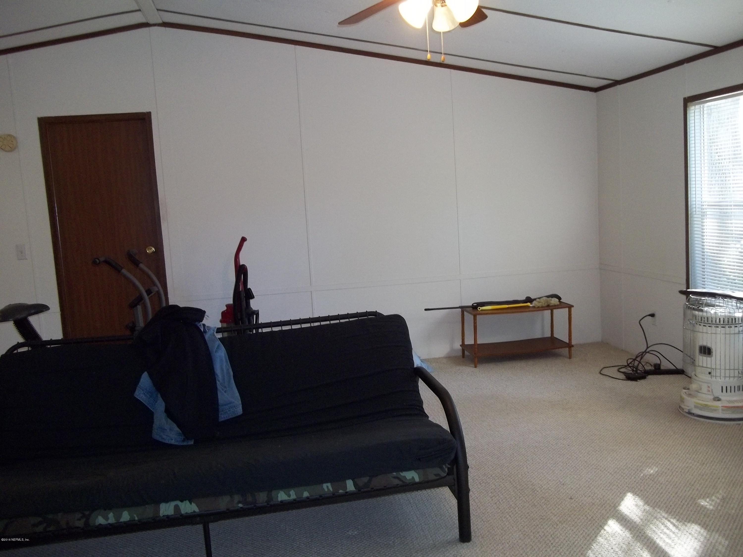4704 Gadara Road Keystone Heights, FL 32656 - Photo 6 of 21 Living room