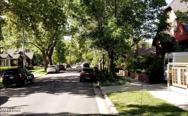 $800,000 | 611 Nixon Avenue, Unit 611A NIXON AVE IS FOR THE COTTAGE IN REAR, Reno, NV 89509