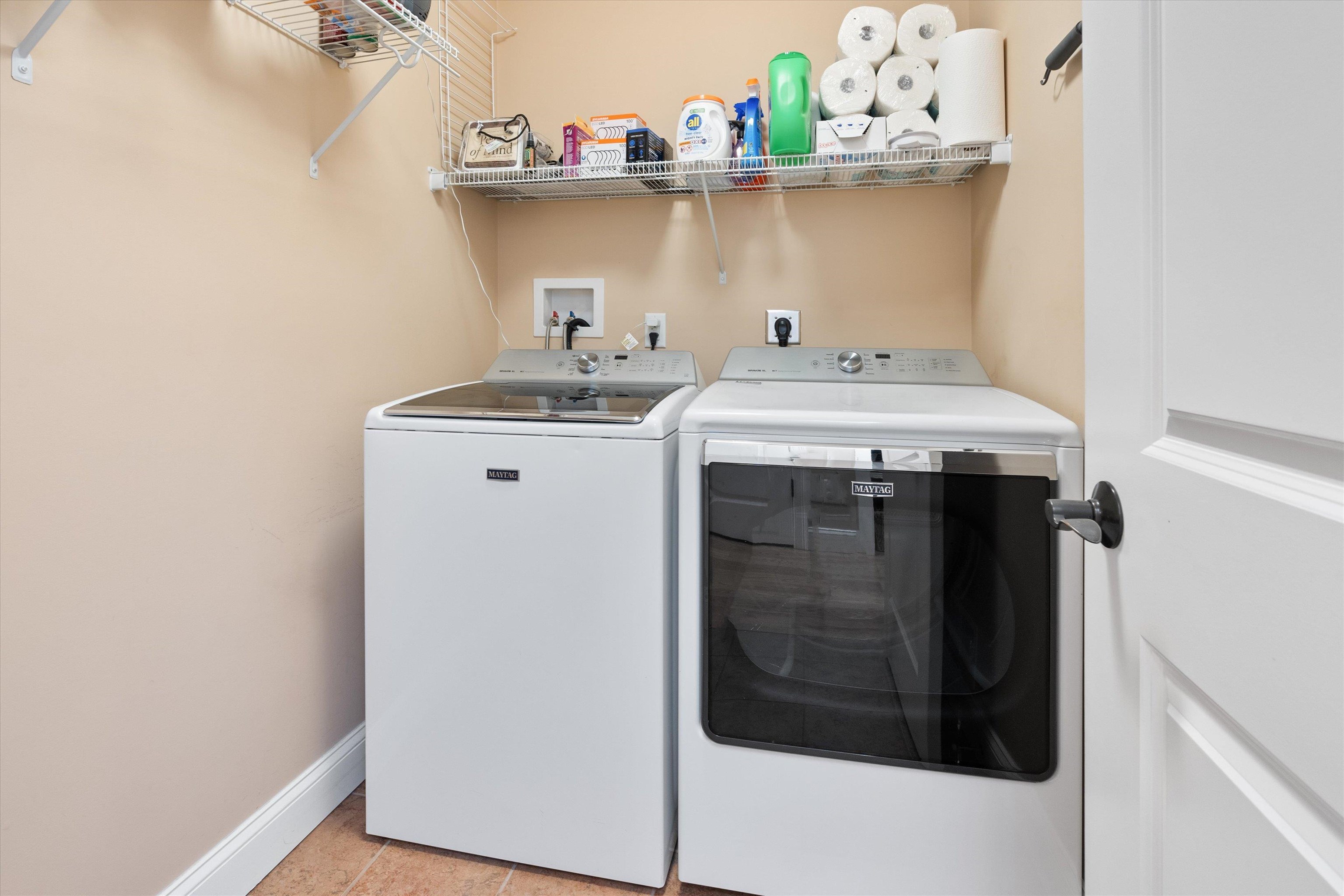 41 Silver Brook Road Salem, NH 03079 - Photo 25 of 59