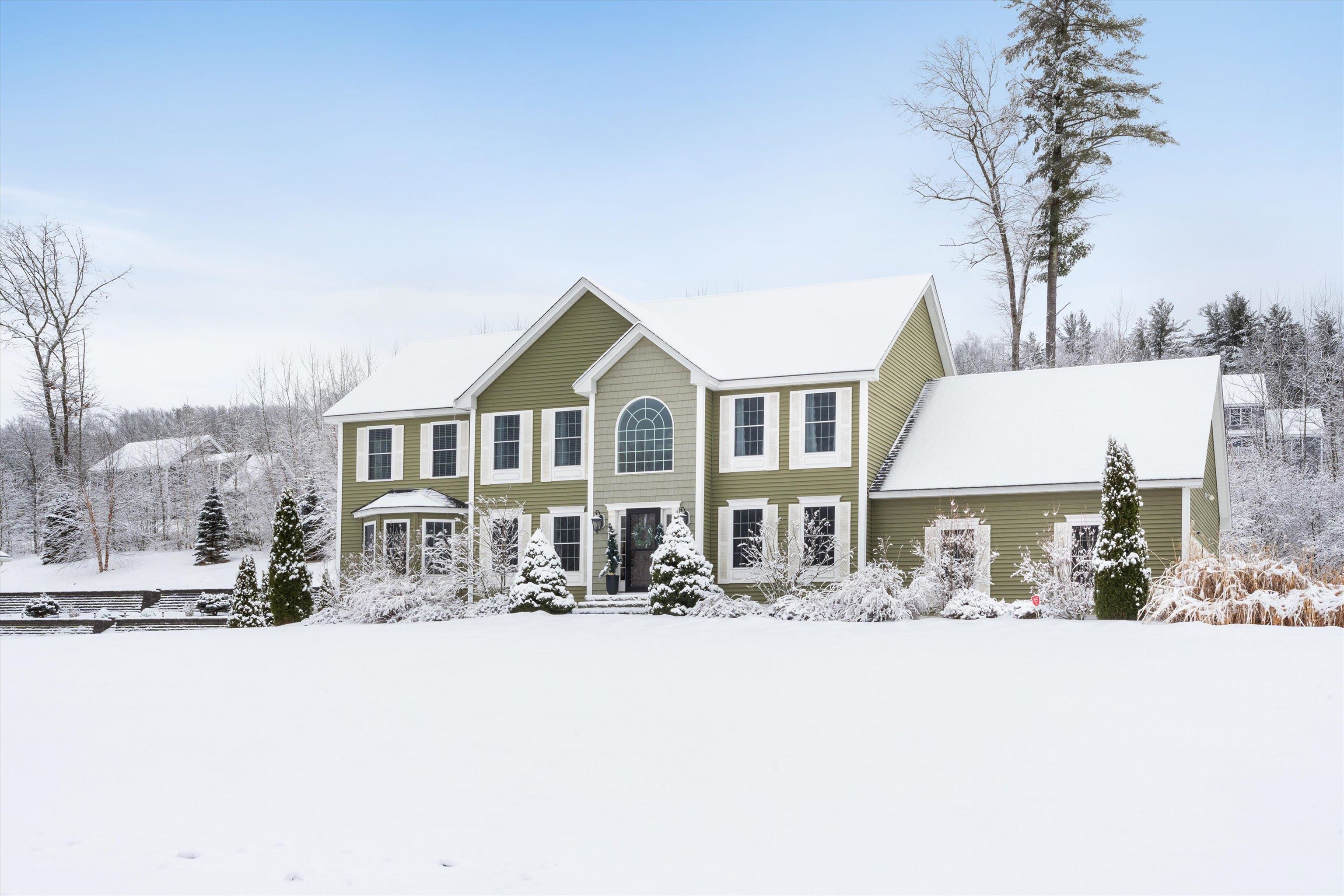 41 Silver Brook Road Salem, NH 03079 - Photo 3 of 59