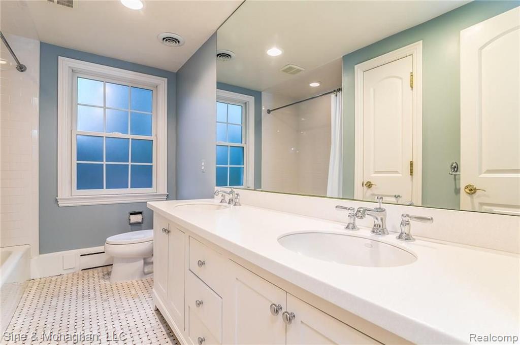 272 Ridge Road Grosse Pointe Farms, MI 48236 - Photo 37 of 53