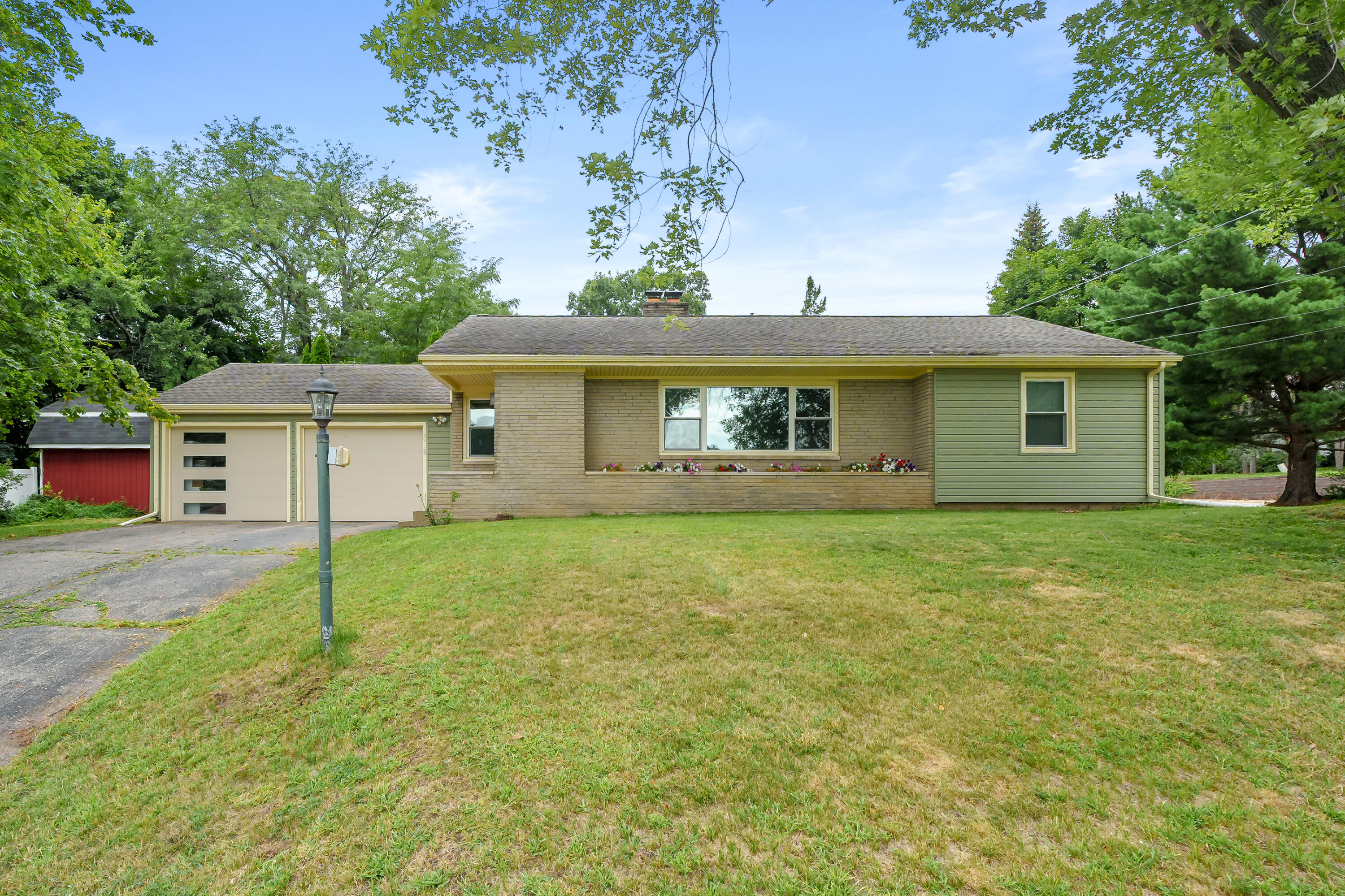 5008 Old Colony Road Portage, MI 49024 - Photo 1 of 28 Old Colony Rd 5008 Portage 49024-1