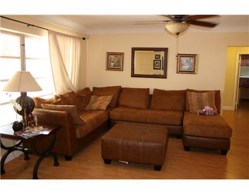 1389 Southwest 9th Avenue Boca Raton, FL 33486 - Photo 2 of 16 Additional Photo