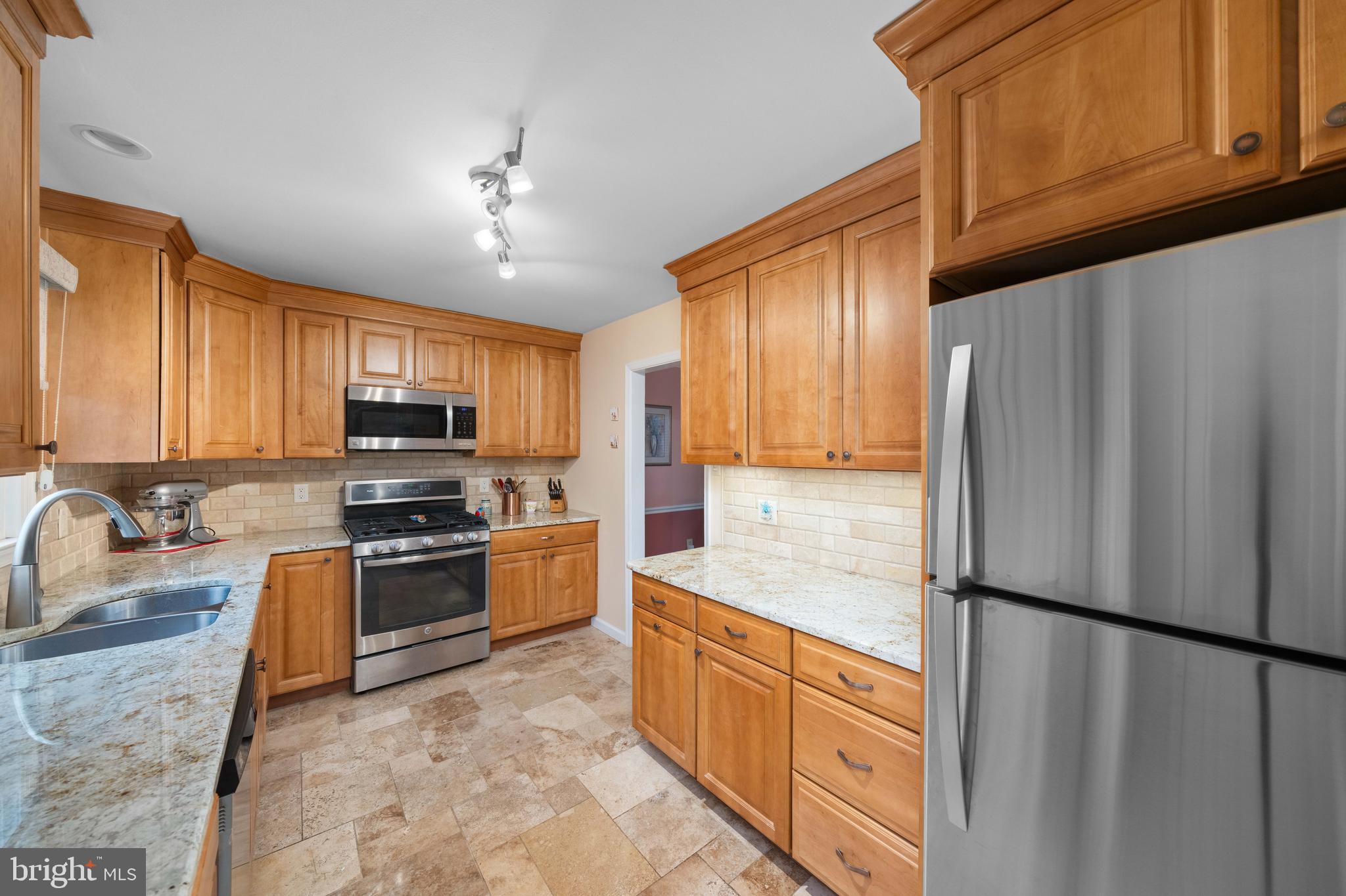 248 Potomac Road Wilmington, DE 19803 - Photo 9 of 29 Kitchen