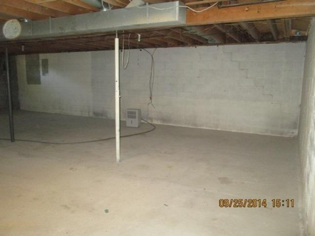 140 South Brooks Road Muskegon, MI 49442 - Photo 13 of 15 140 Brooks 9-25-14 (25)