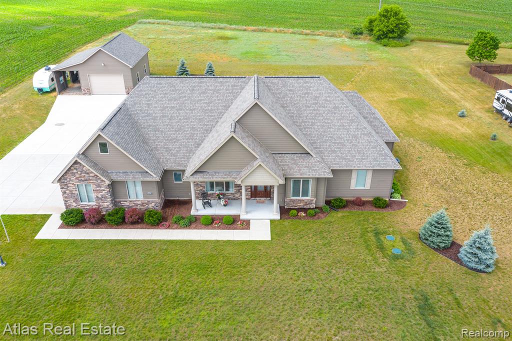 1051 Angle Road Lapeer, MI 48446 - Photo 8 of 60