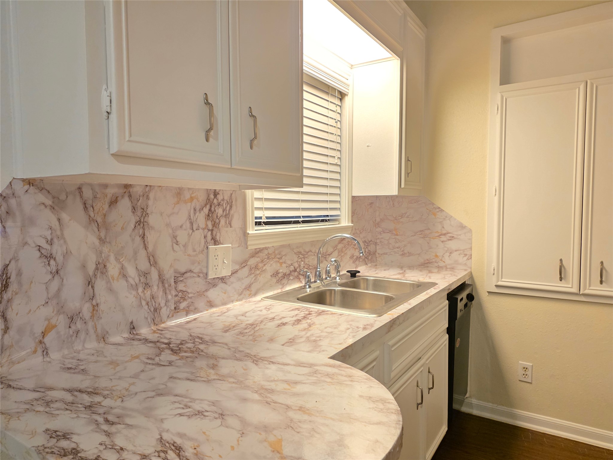 505 West 18th Street, Unit I Austin, TX 78701 - Photo 5 of 18