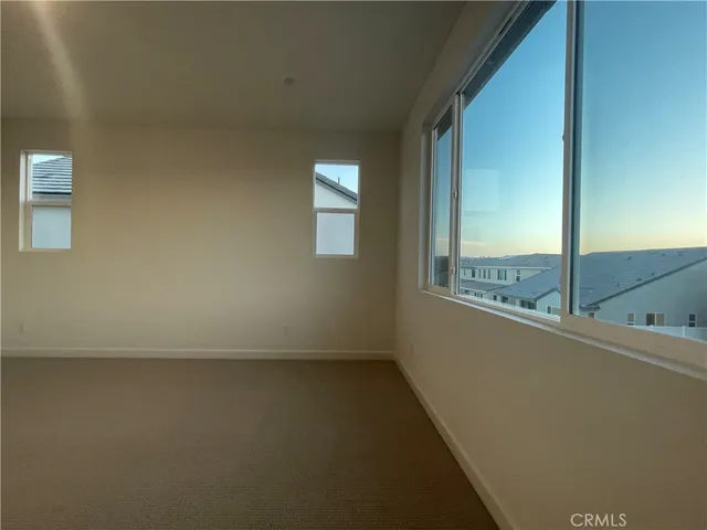 $4,600 | 115 Metz, Oceanside, CA 92057