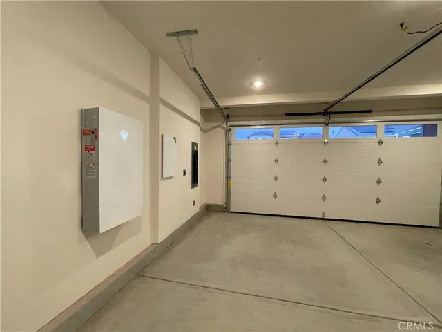 $4,600 | 115 Metz, Oceanside, CA 92057