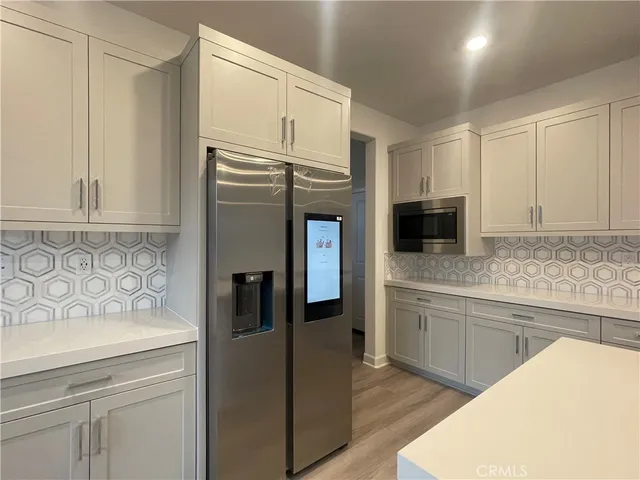 $4,600 | 115 Metz, Oceanside, CA 92057